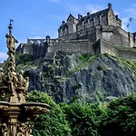 Edinburgh Drumdryan Central Apartment